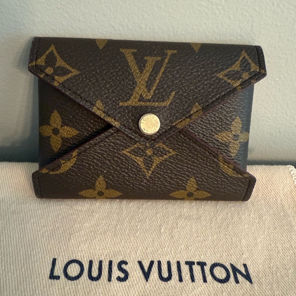 Louis Vuitton Kirigami Small Pochette